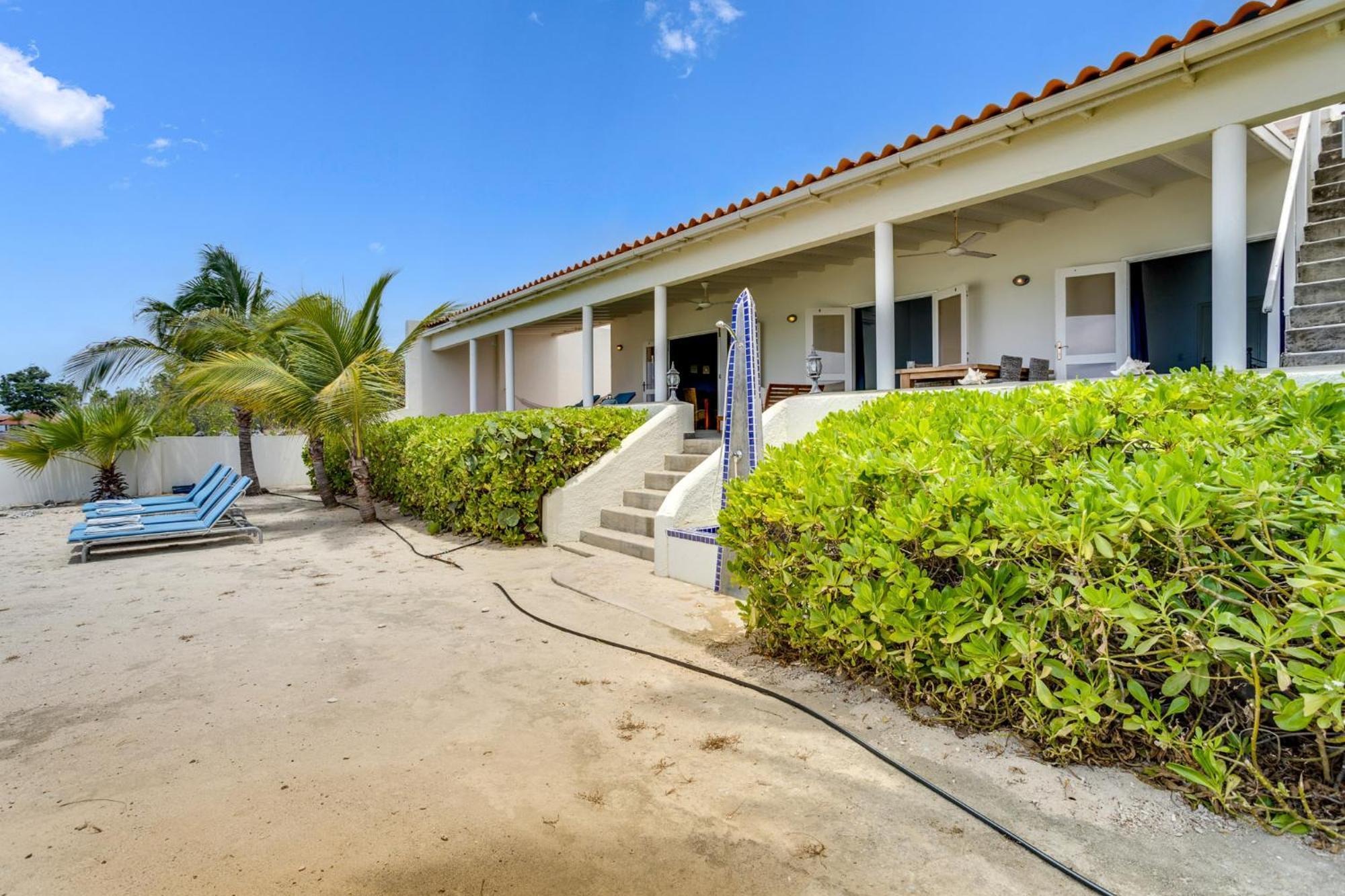Oceanfront - Villa Port Of Call - Kralendijk  Exterior foto