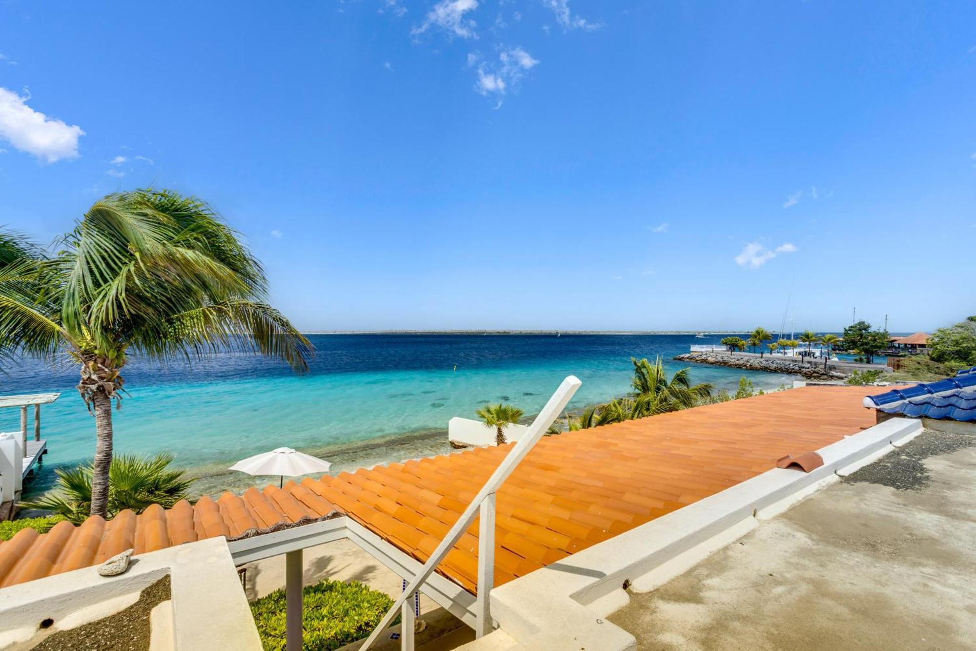 Oceanfront - Villa Port Of Call - Kralendijk  Exterior foto