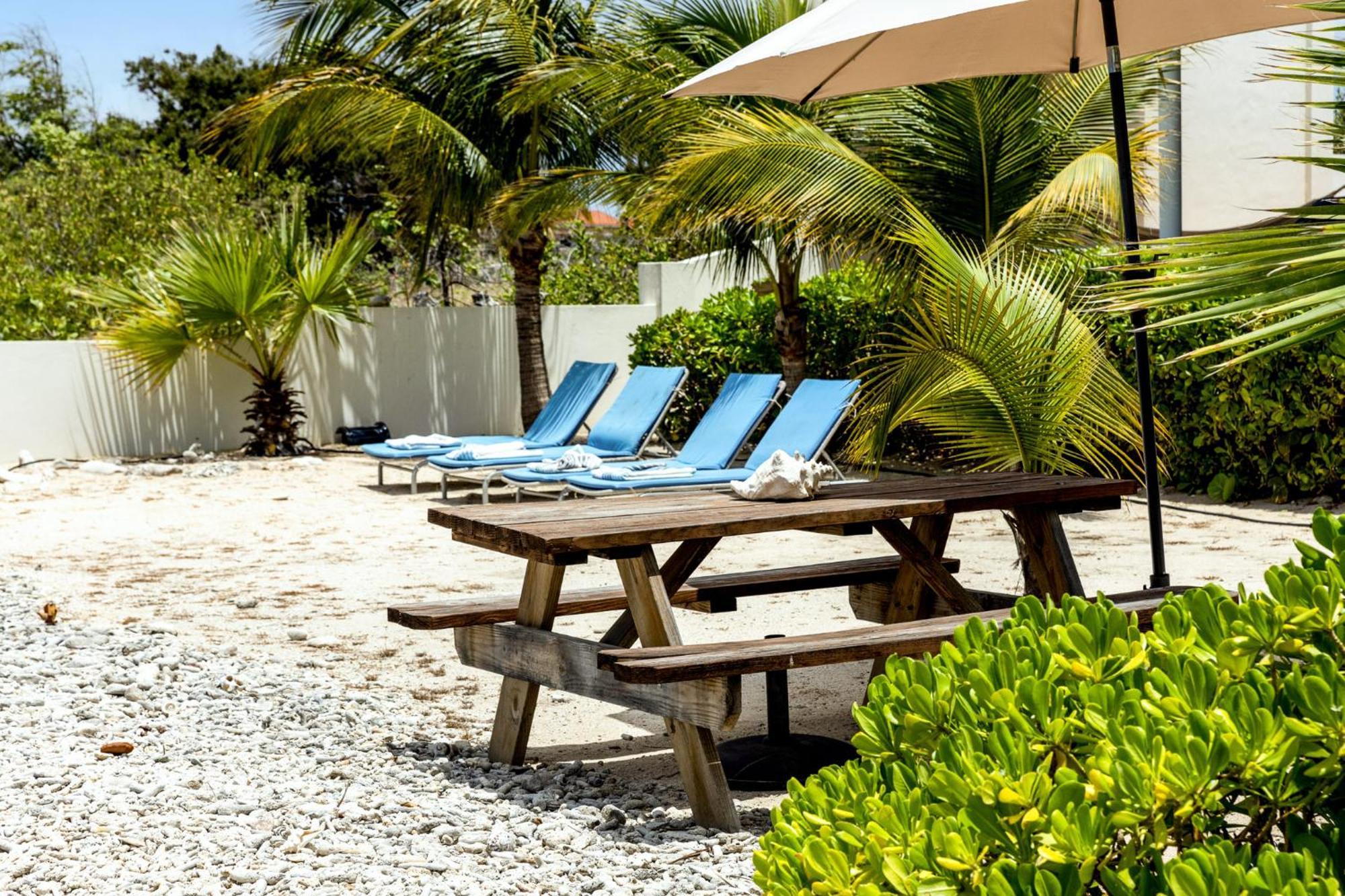 Oceanfront - Villa Port Of Call - Kralendijk  Exterior foto