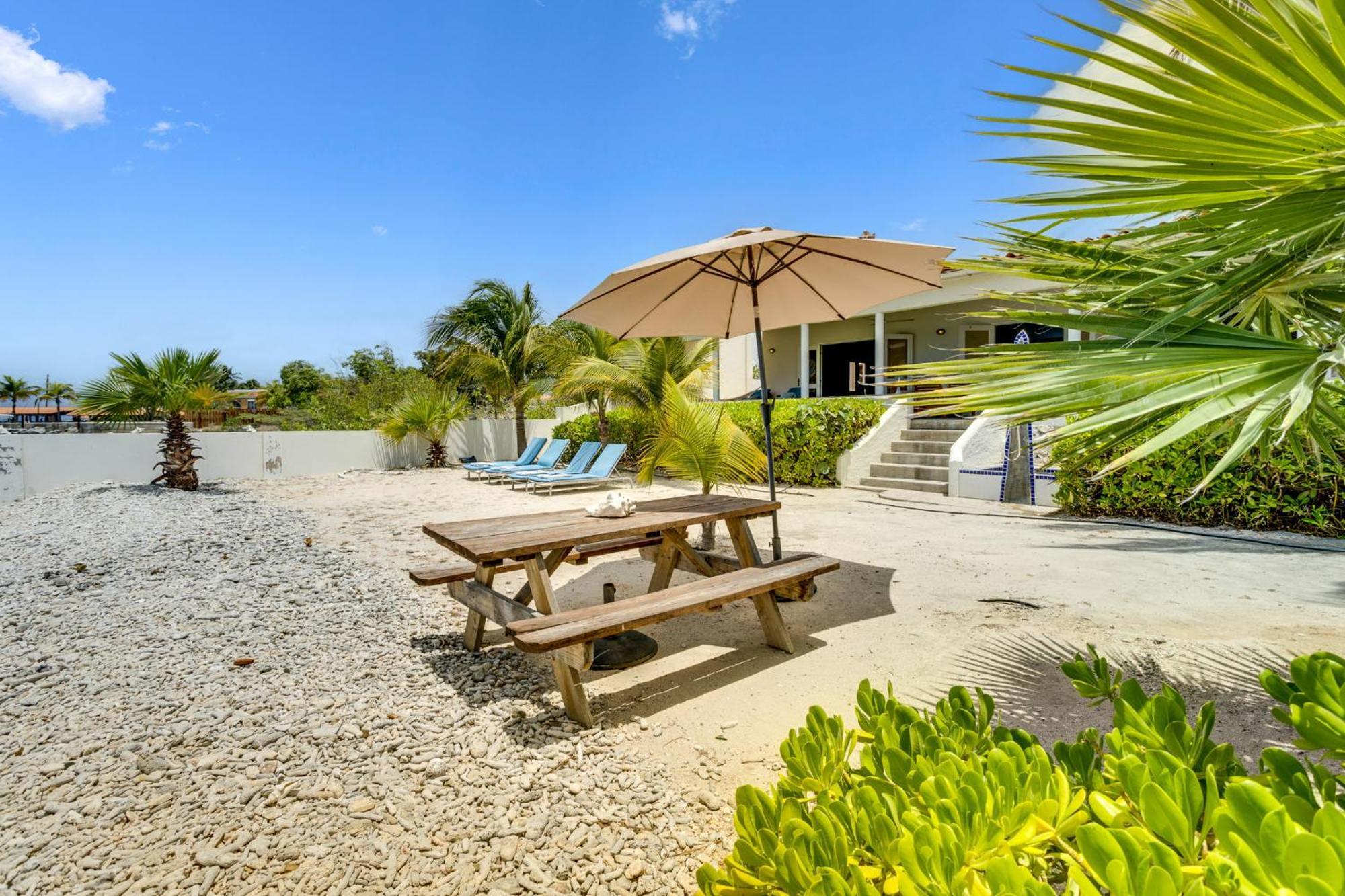 Oceanfront - Villa Port Of Call - Kralendijk  Exterior foto